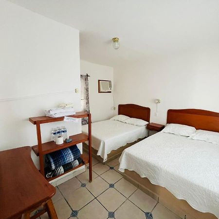 Hotel Moreno ซิวดัด วัลเลส ภายนอก รูปภาพ