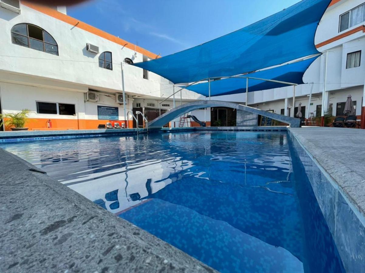 Hotel Moreno ซิวดัด วัลเลส ภายนอก รูปภาพ