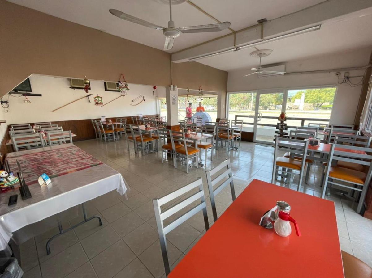 Hotel Moreno ซิวดัด วัลเลส ภายนอก รูปภาพ