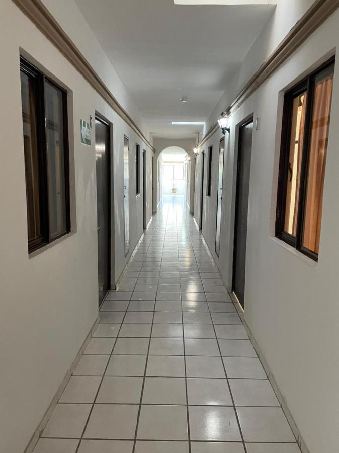 Hotel Moreno ซิวดัด วัลเลส ภายนอก รูปภาพ