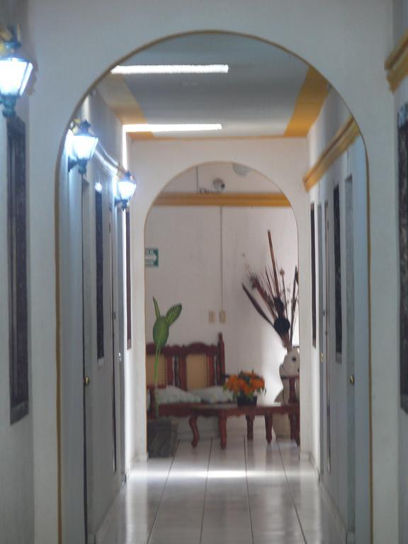 Hotel Moreno ซิวดัด วัลเลส ภายนอก รูปภาพ